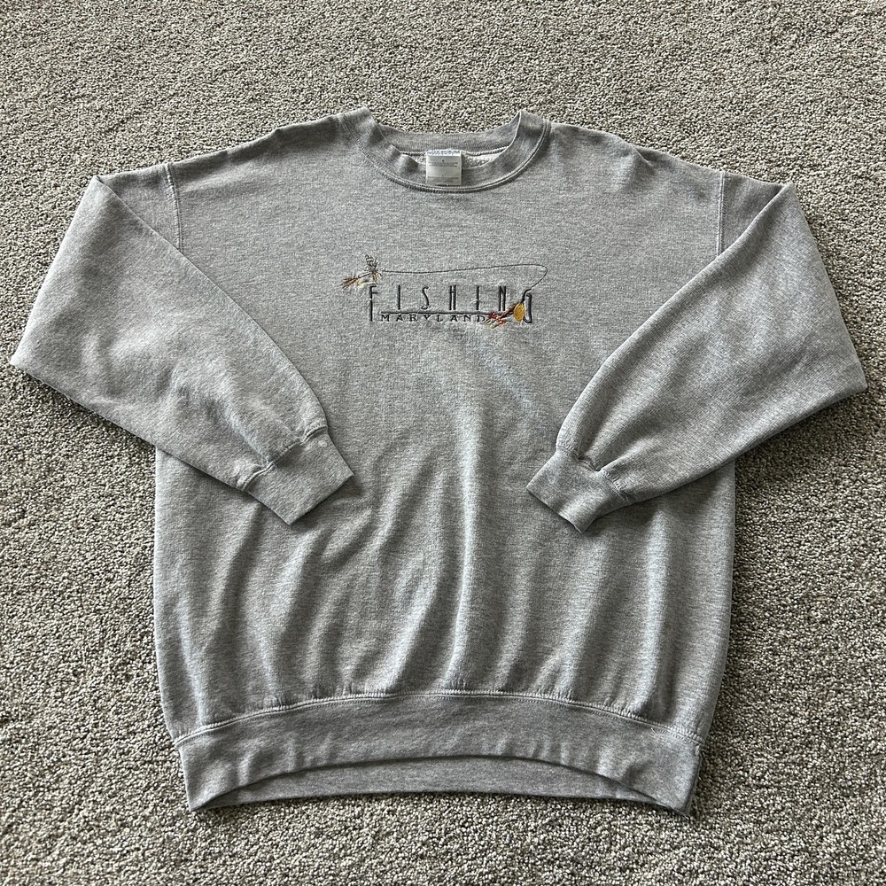 Y2K Gildan Sweatshirt Mens L Gray Pullover Fishing Maryland Embroidered Crewneck